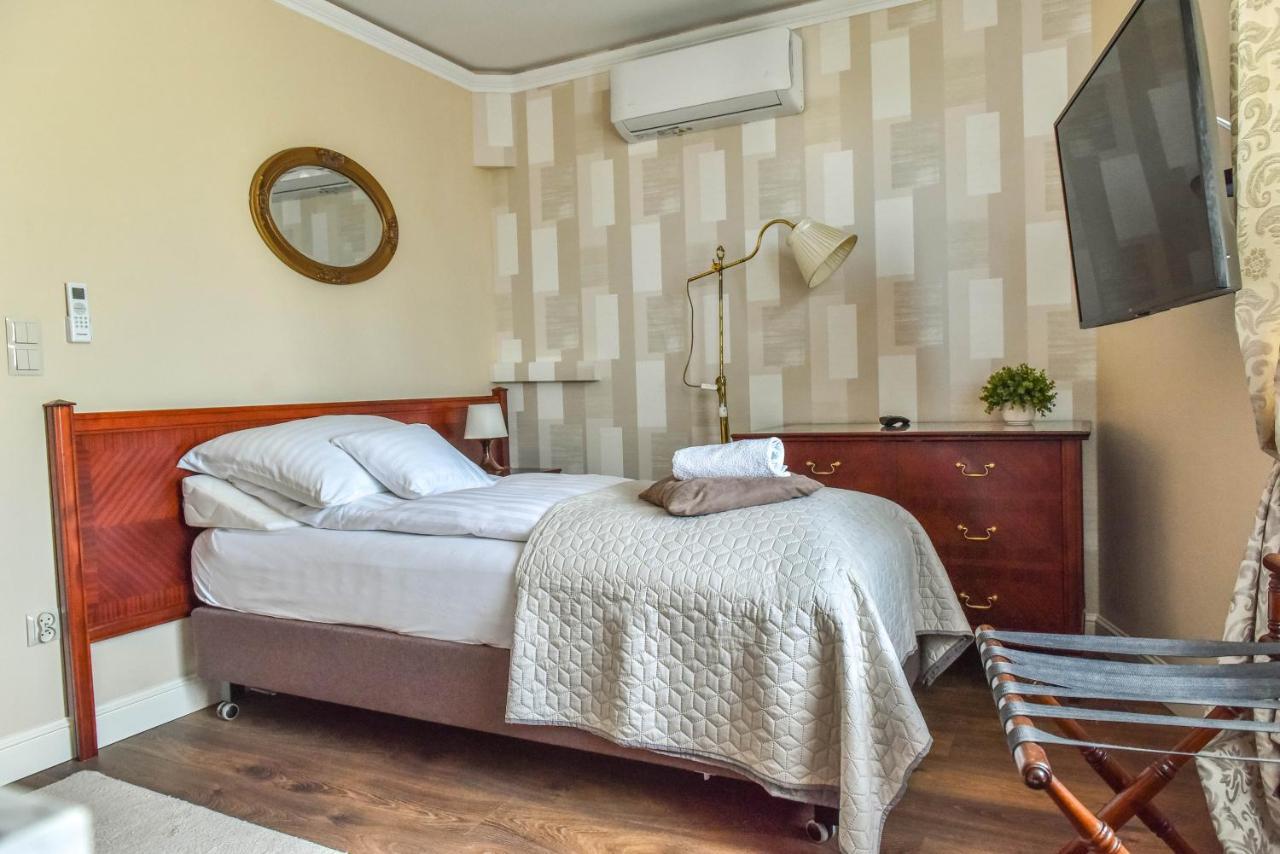 Ricardpol Noclegi Tarnow Exterior photo