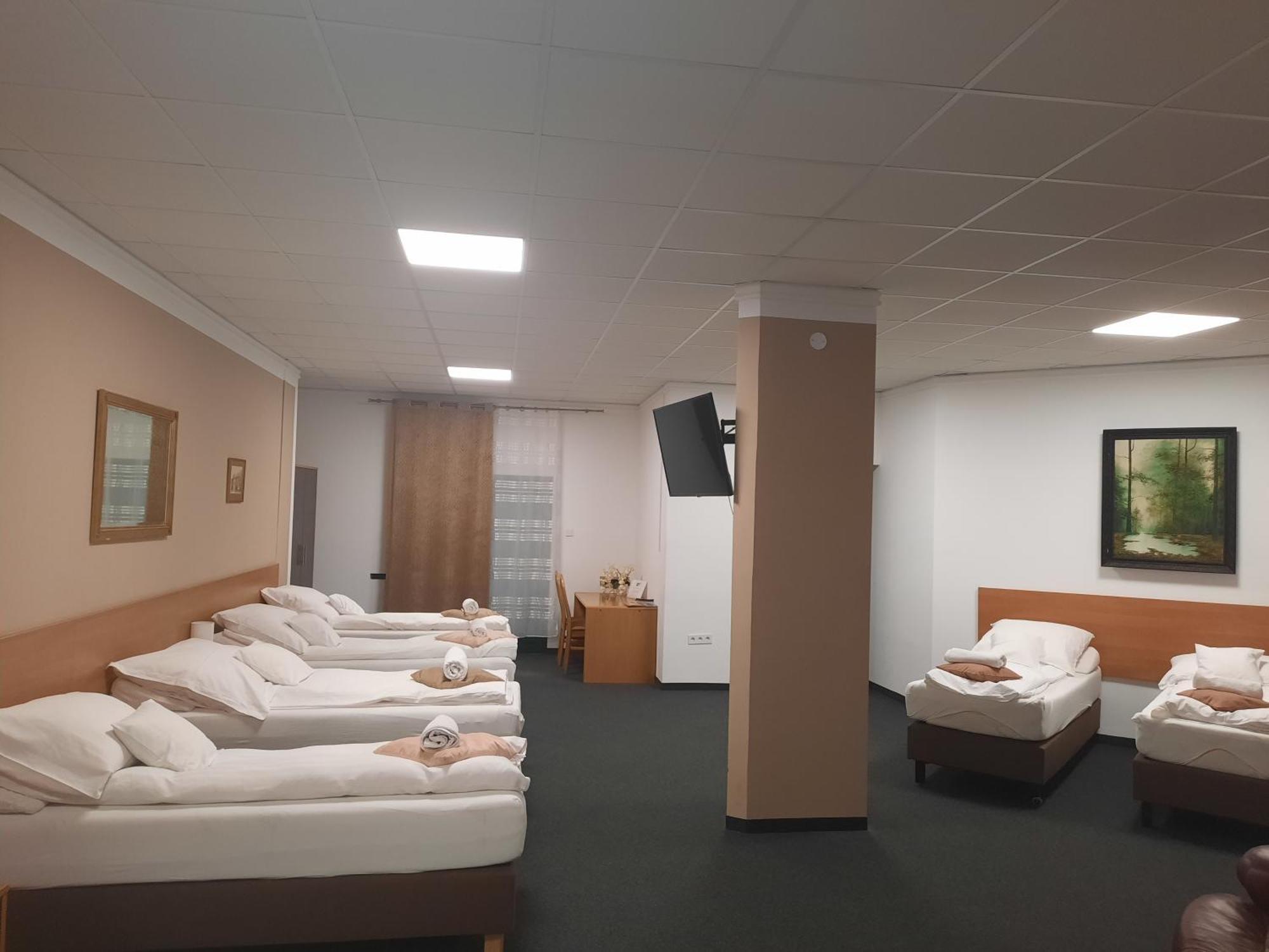 Ricardpol Noclegi Tarnow Exterior photo